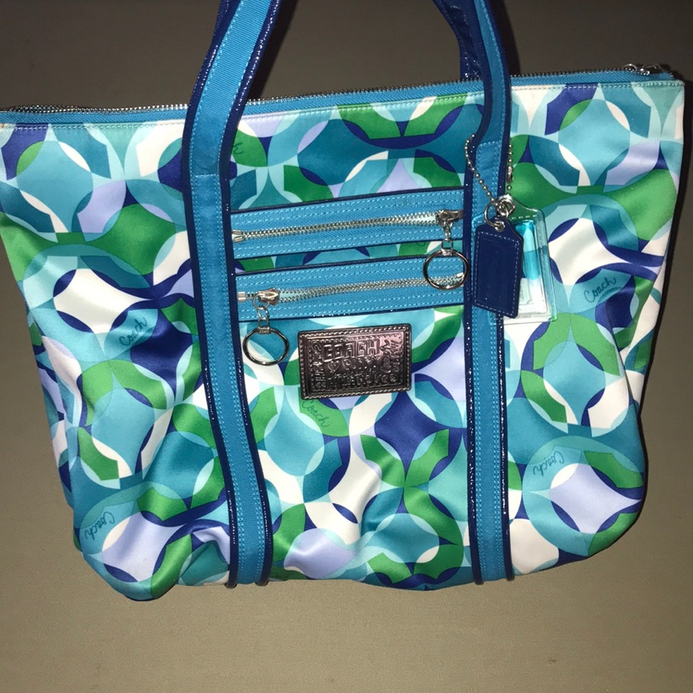 Authentic silk coach hobo purse - gorgeous!!